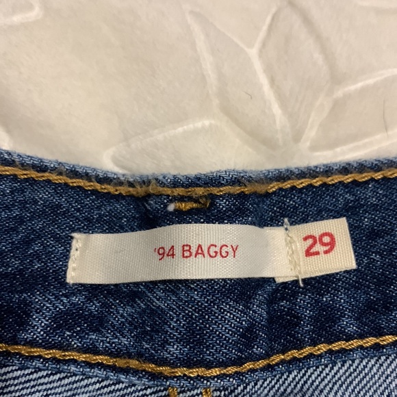 Women’s size W 29 L 31, Levi Strauss blue jeans. Worn to try on. - Picture 3 of 5